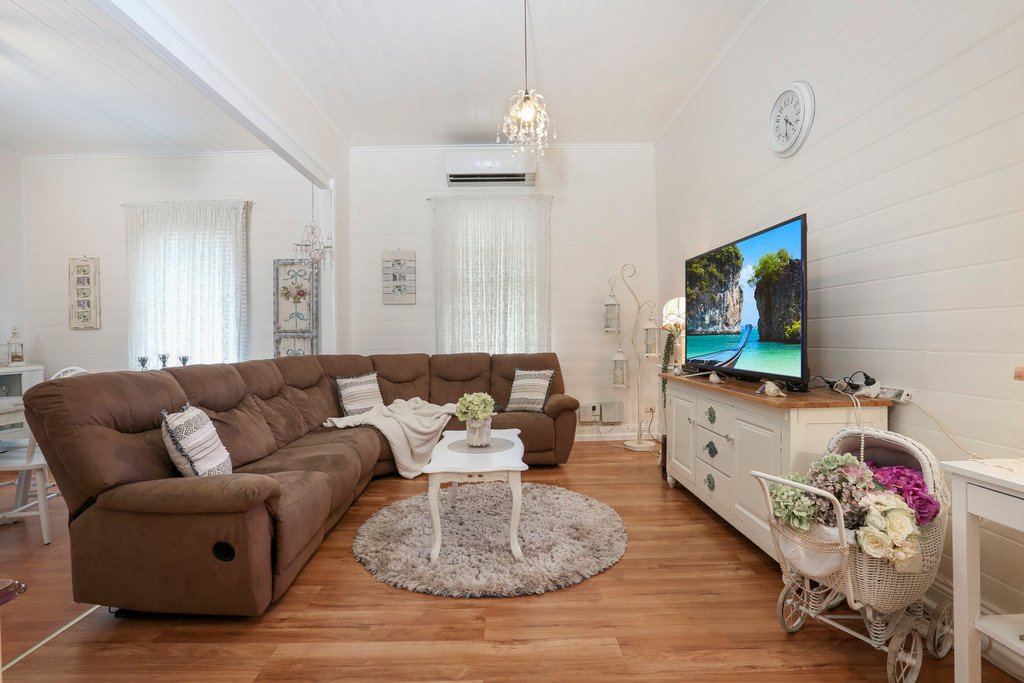 5 Brownsville Avenue BROWNSVILLE 3