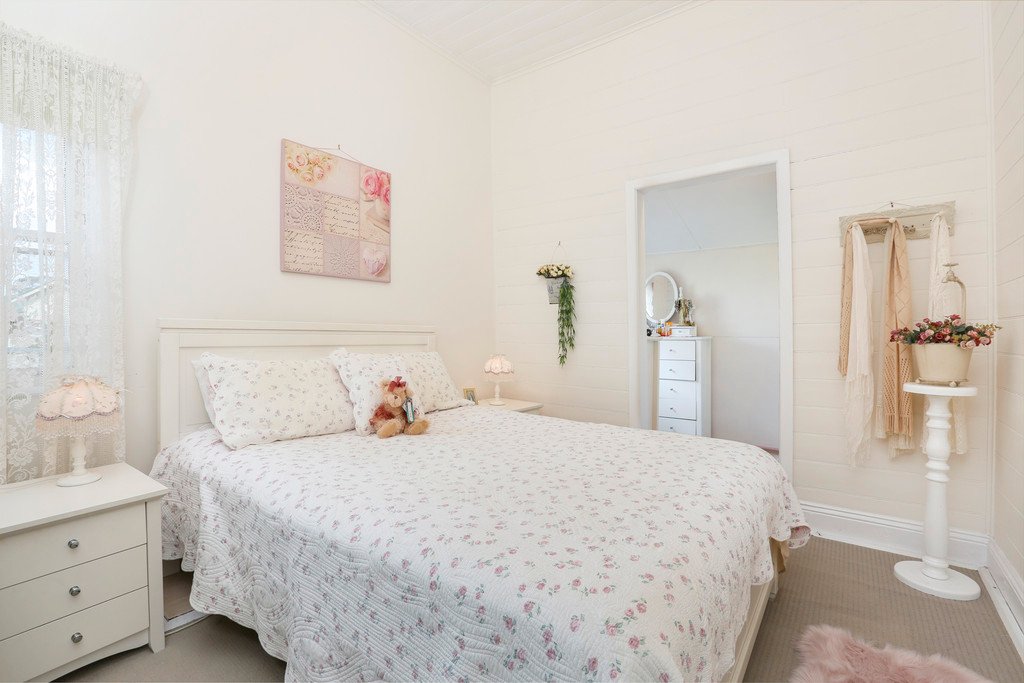 5 Brownsville Avenue BROWNSVILLE 5