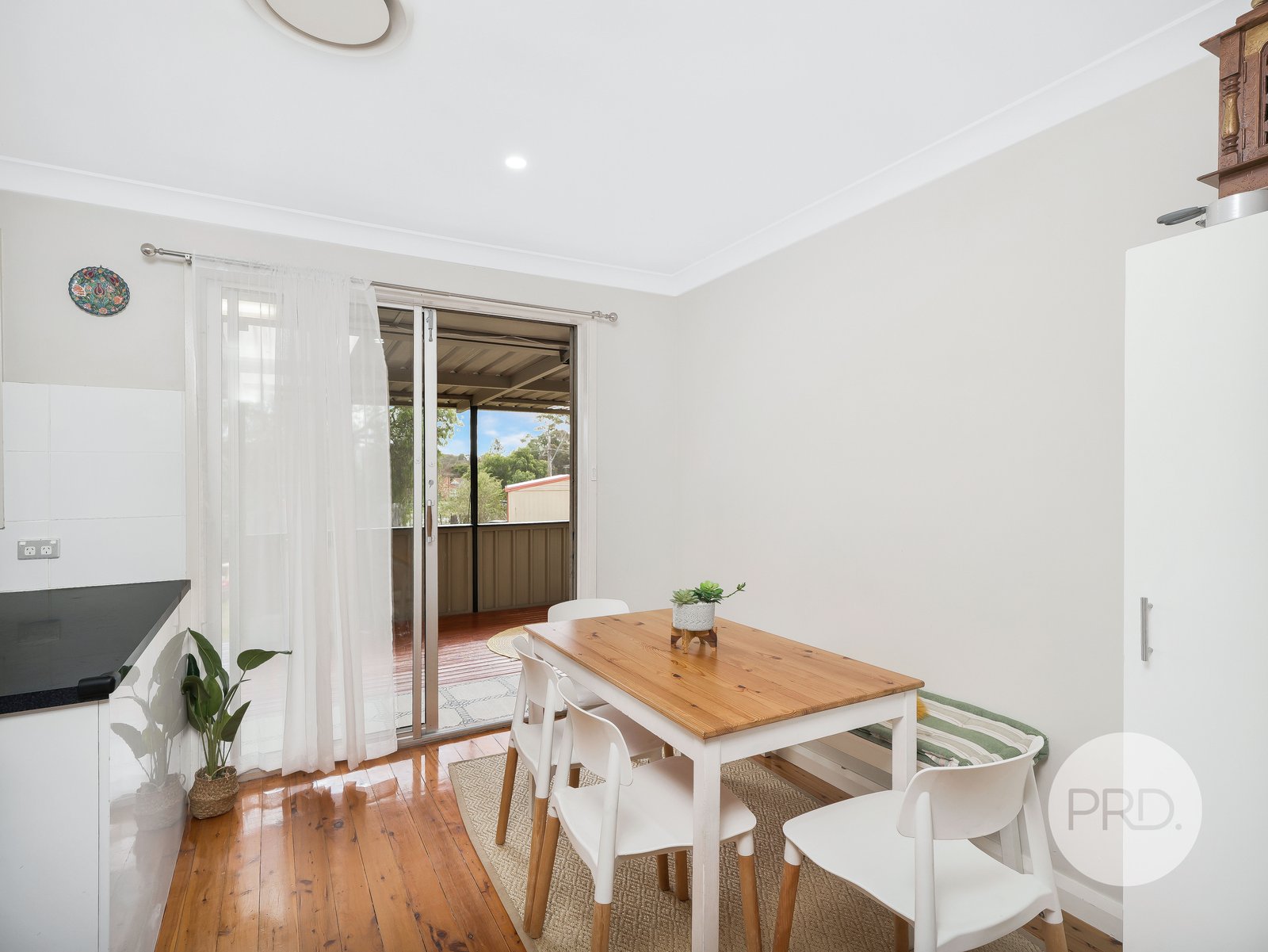 5 Brudenell Avenue LEUMEAH 5