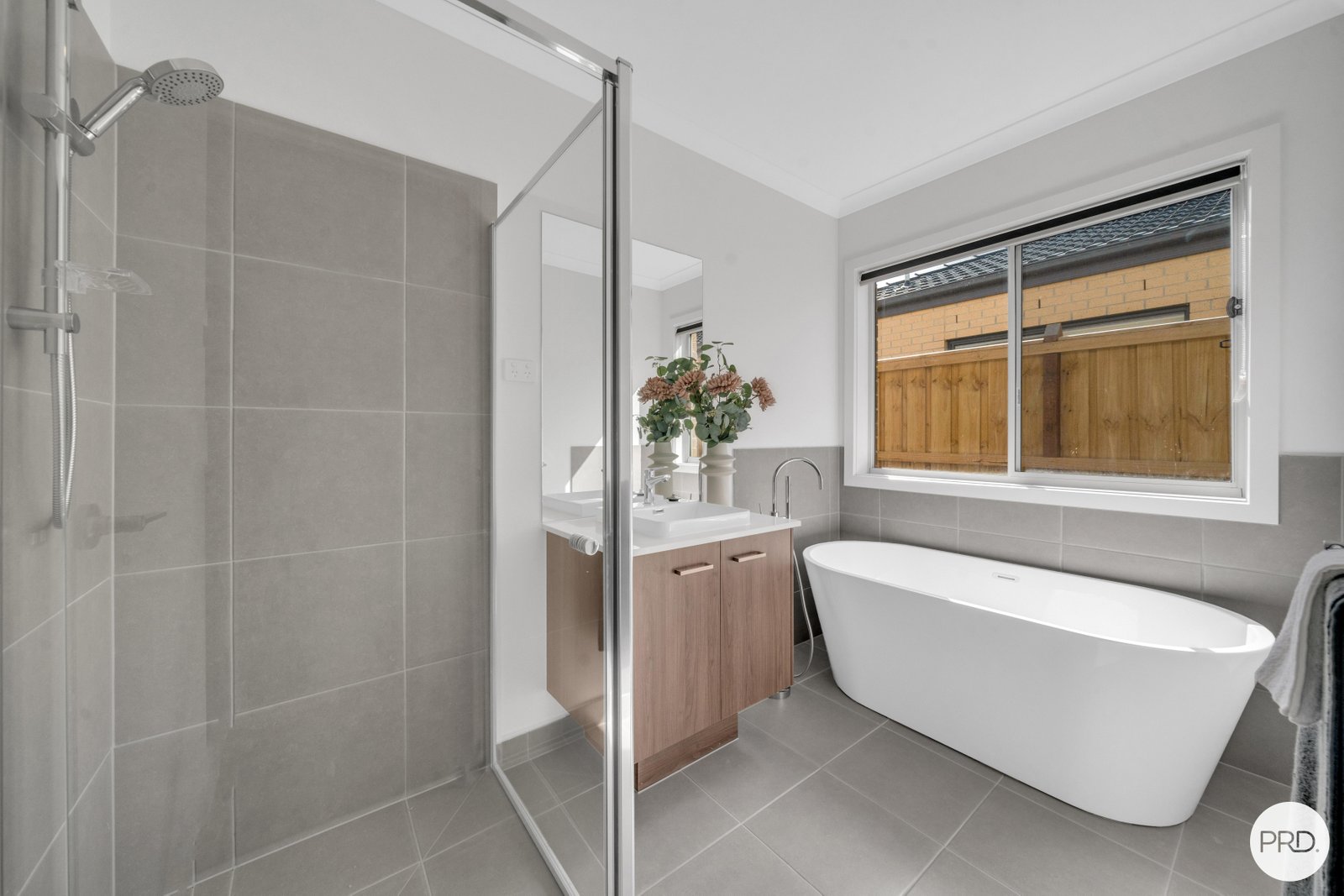 5 Bruhn Street CLYDE NORTH 9