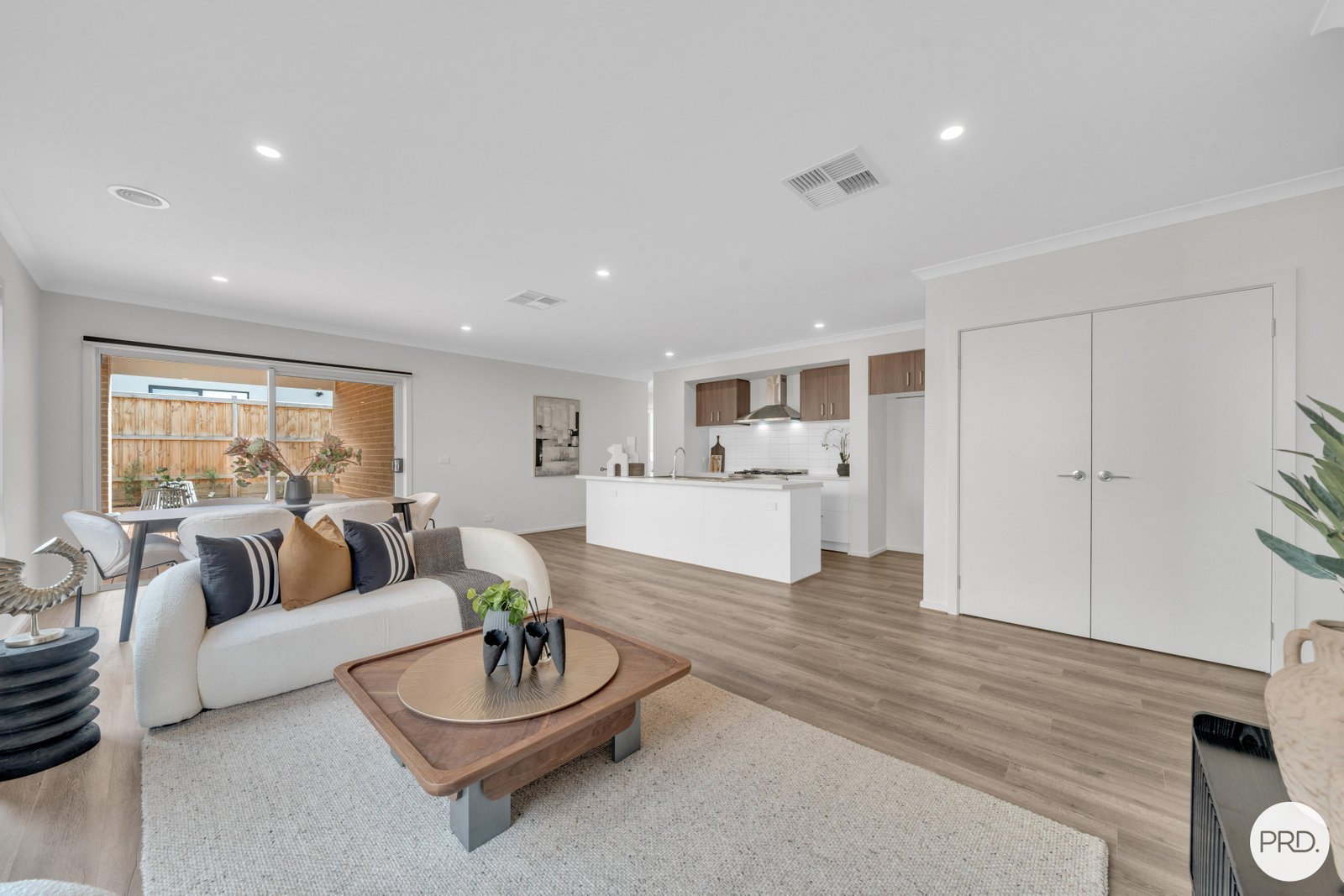 5 Bruhn Street CLYDE NORTH 18