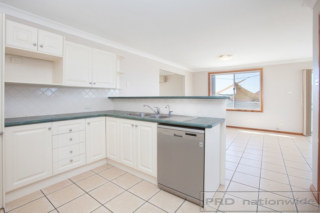 5 Budburst Court BRANXTON 9