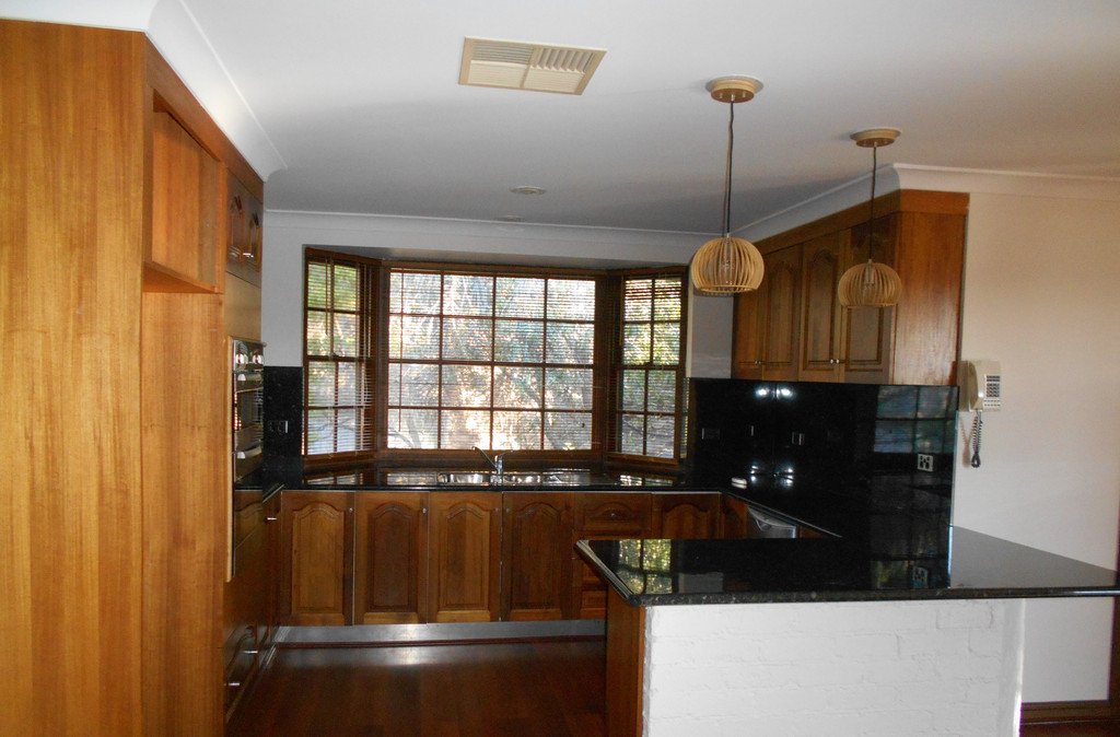 5 Bundara Crescent TUMUT 2