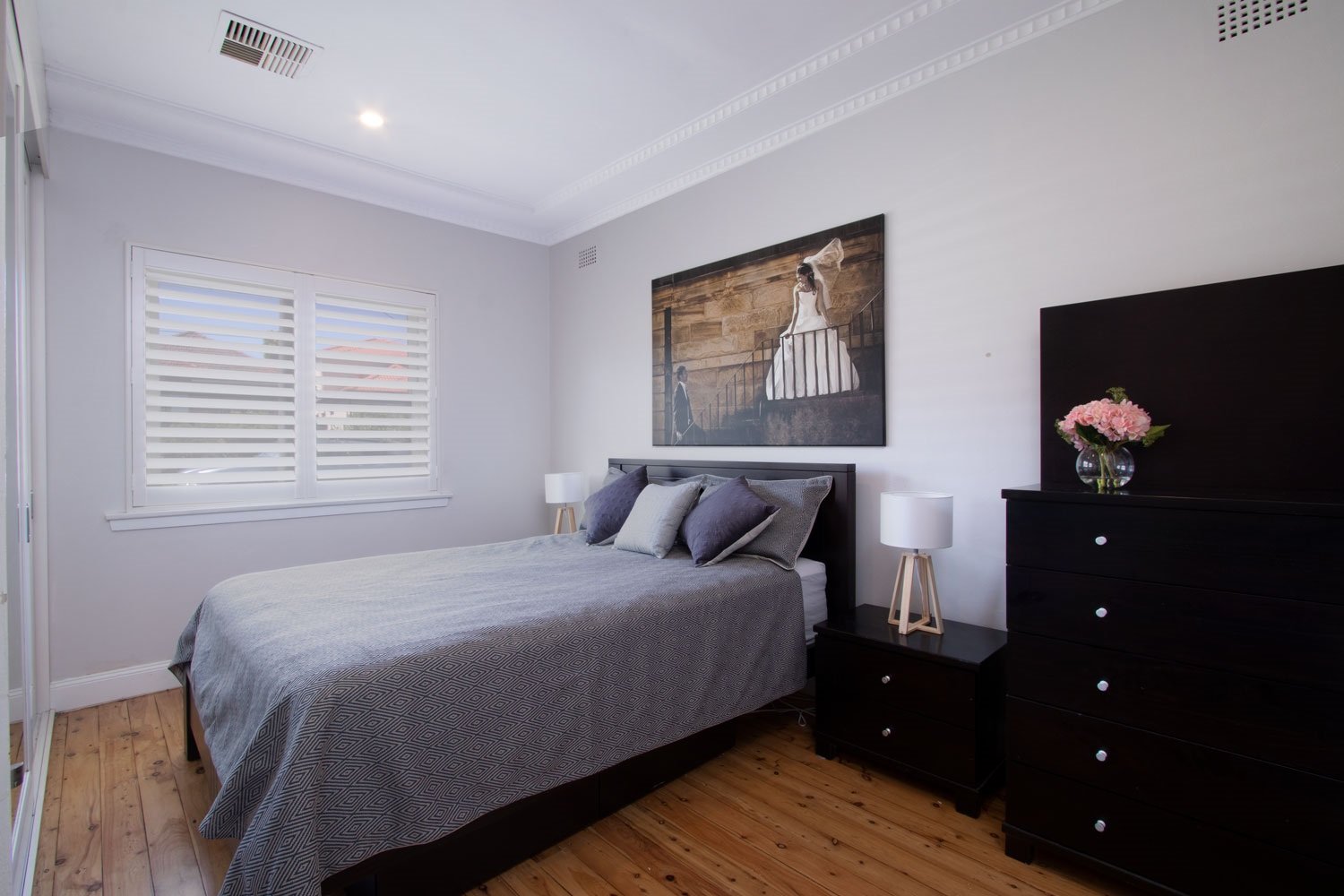 5 BUNGALOW Road ROSELANDS 4