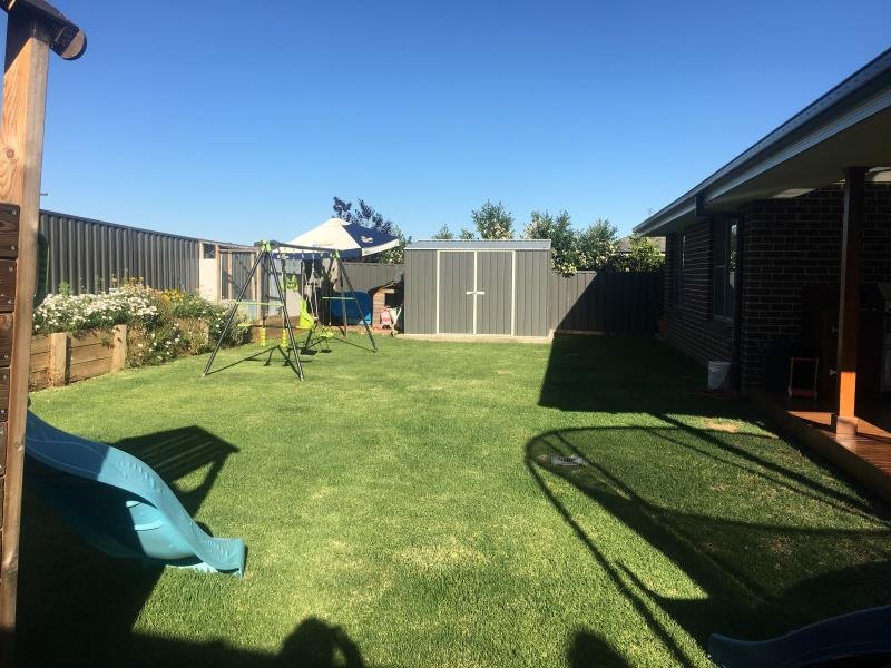 5 Burgundy Way TAMWORTH 8