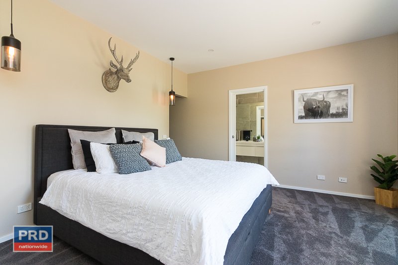 5 Butmaroo Street BUNGENDORE 11