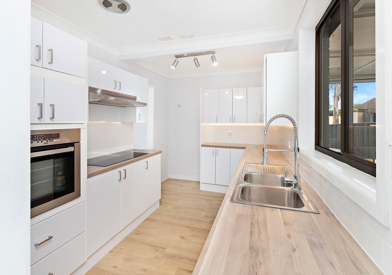 5 Byamee Street KOONAWARRA 2