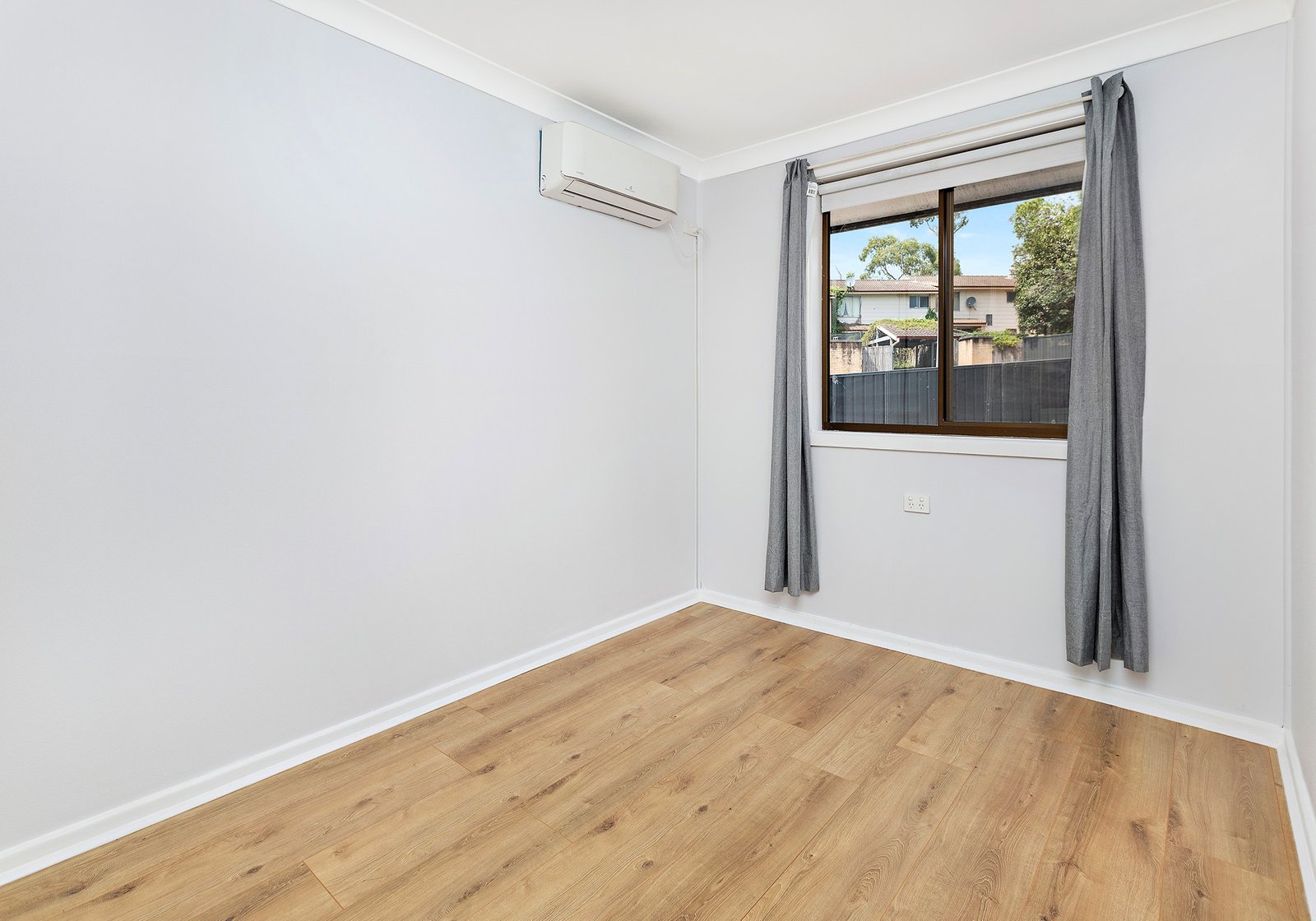 5 Byamee Street KOONAWARRA 4