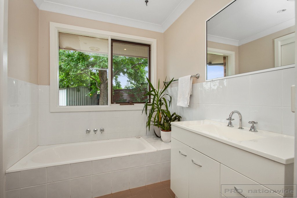 5 Cadet Close BOLWARRA HEIGHTS 13