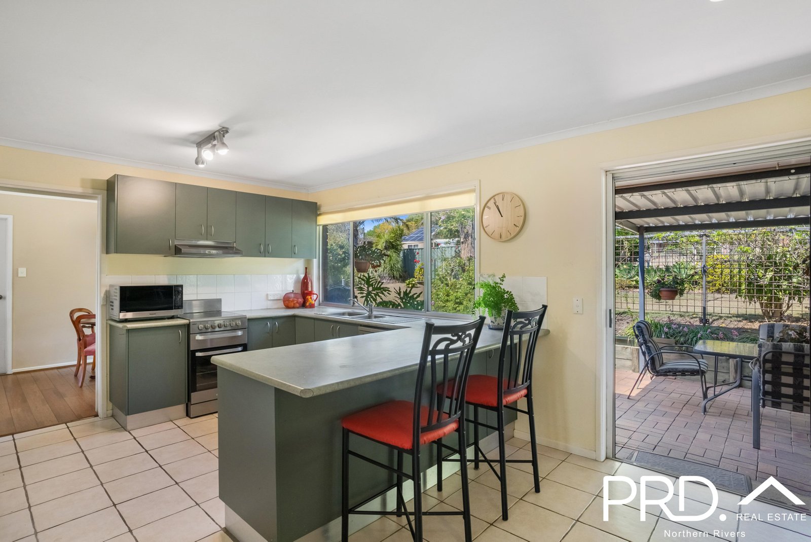 5 Camaroo Close CASINO 8