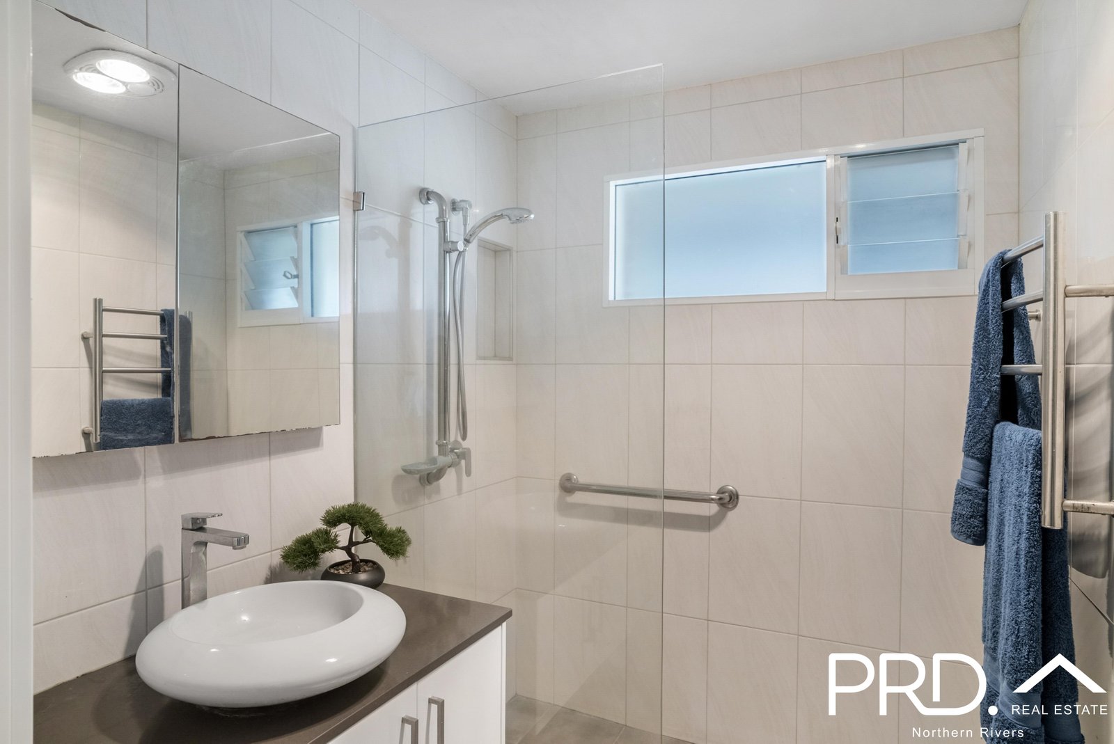 5 Camaroo Close CASINO 12