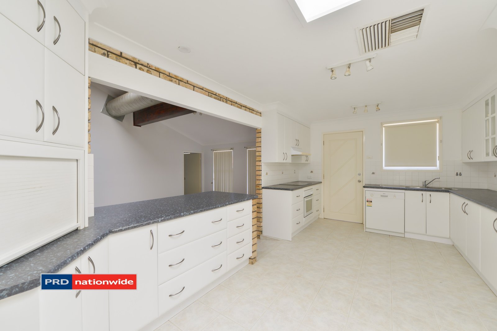 5 Cann Close TAMWORTH 16
