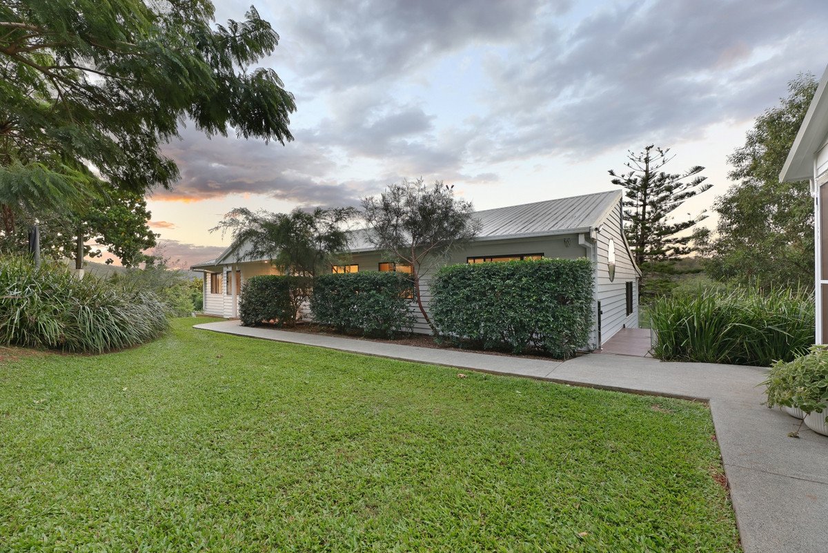 5 Carapook Crescent Tallebudgera 34