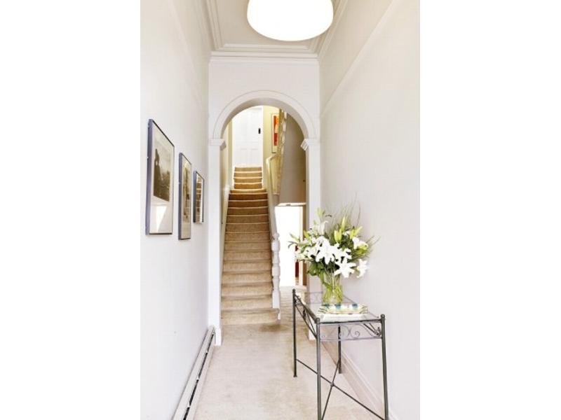 Gallery: 5 Cardigan Place