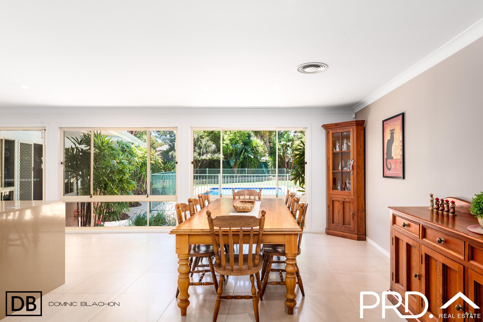 5 Carlowrie Crescent EAST HILLS 2
