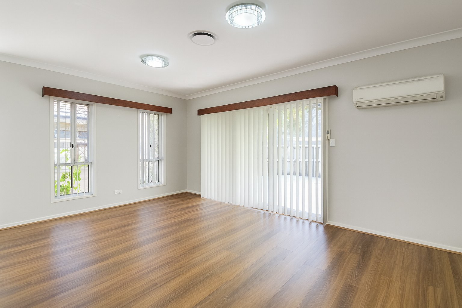 5 Carlton Road CAMPBELLTOWN 2