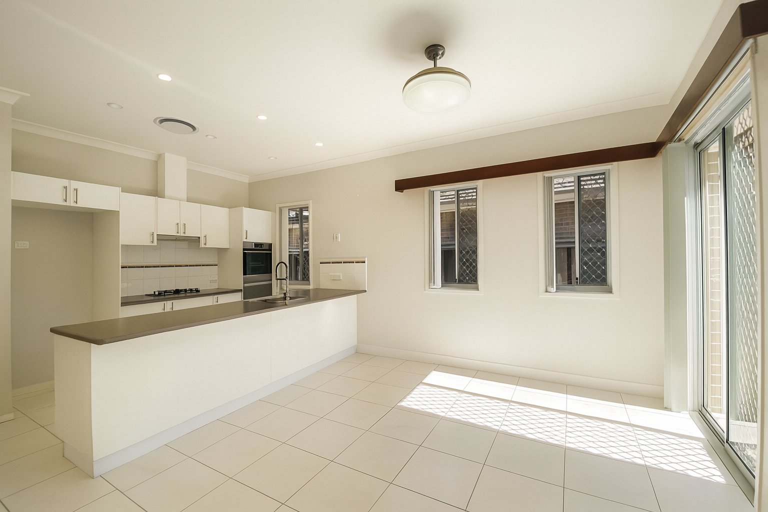 5 Carlton Road CAMPBELLTOWN 4