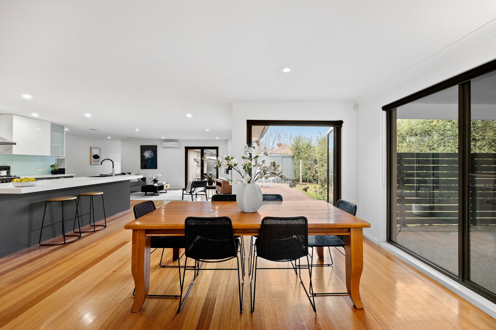 Gallery: 5 Carlton Street