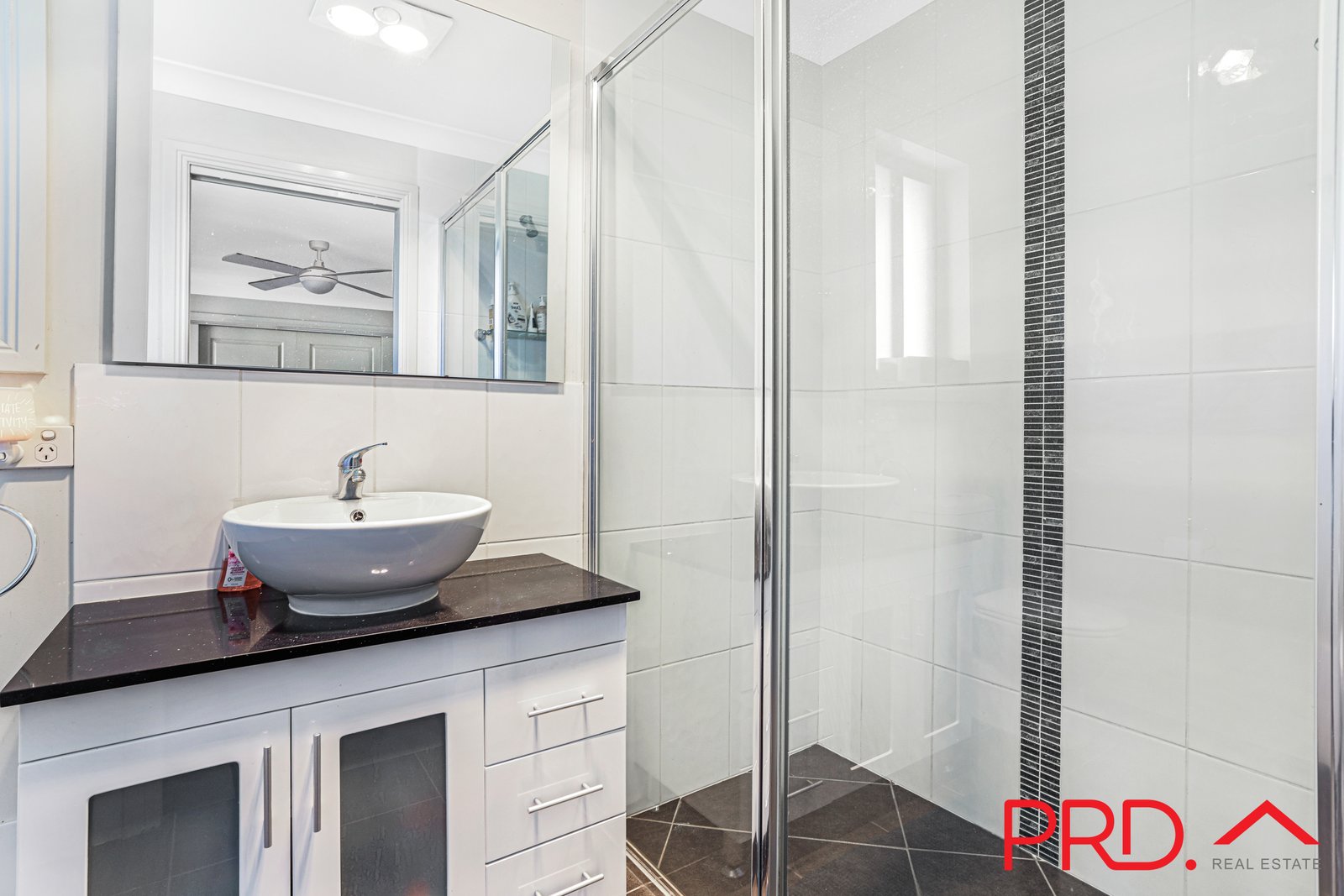 5 Carnegie Place TAMWORTH 19