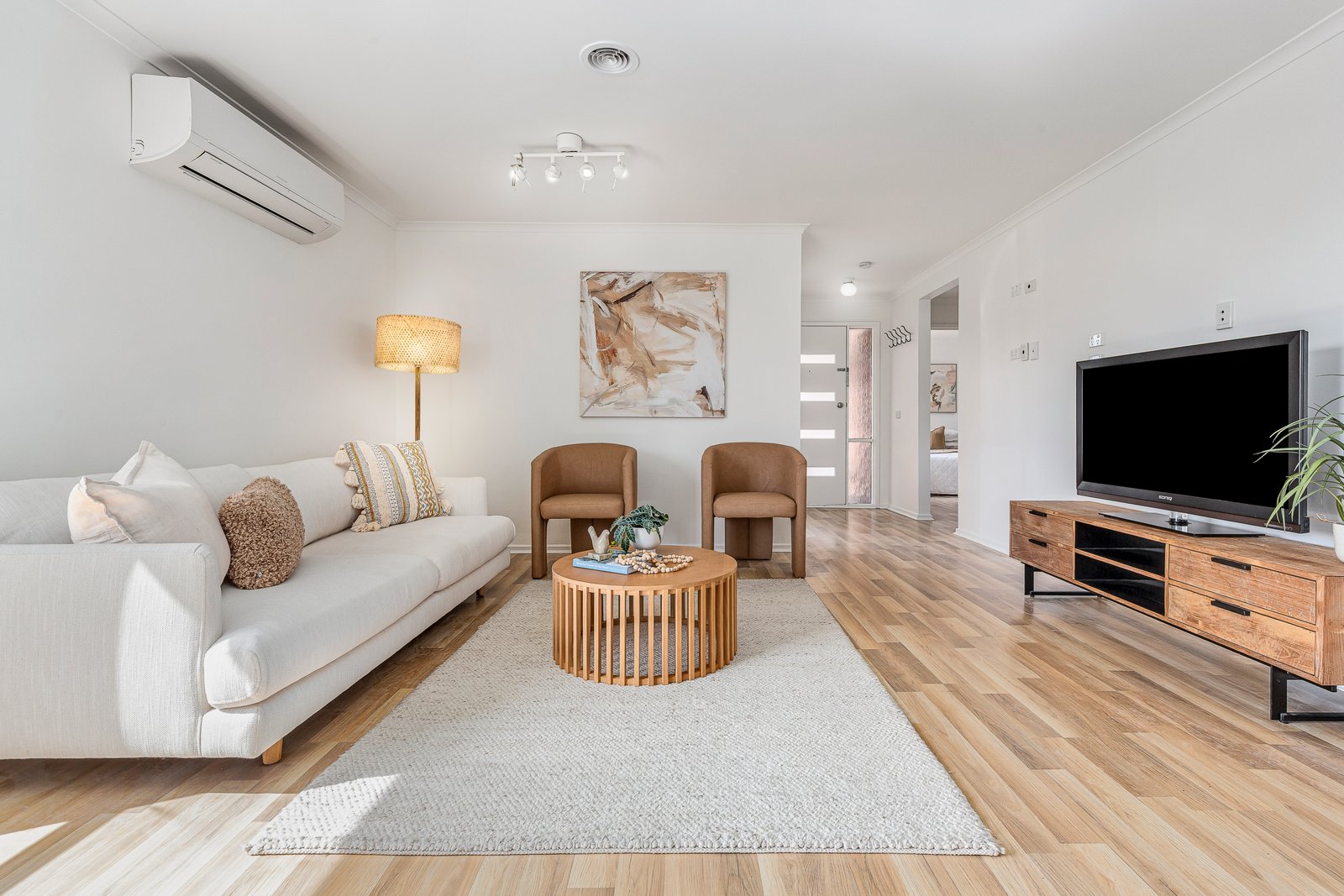 Gallery: 5 Carpenter Court