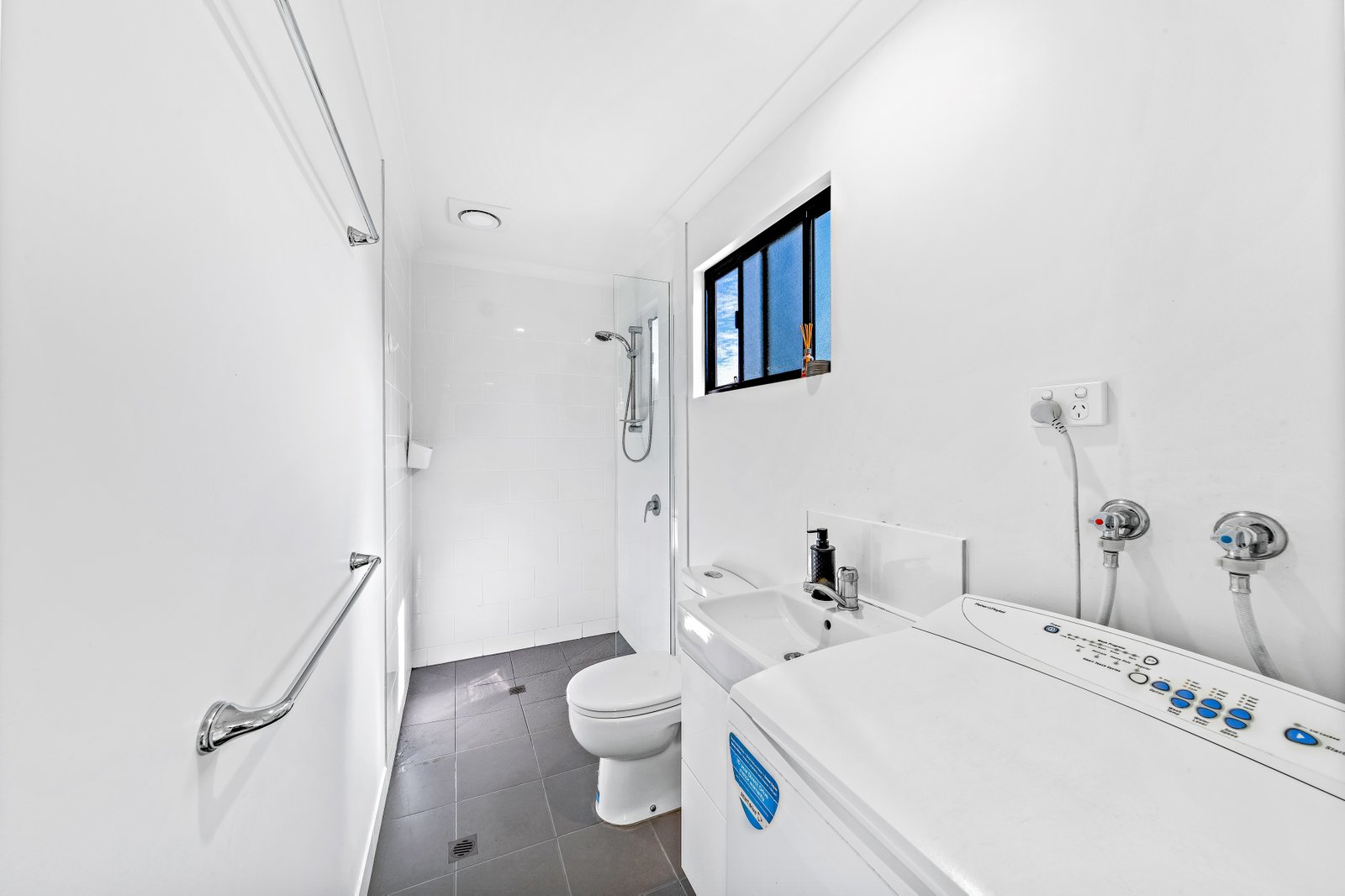 5 Cascara Street PROSERPINE 9