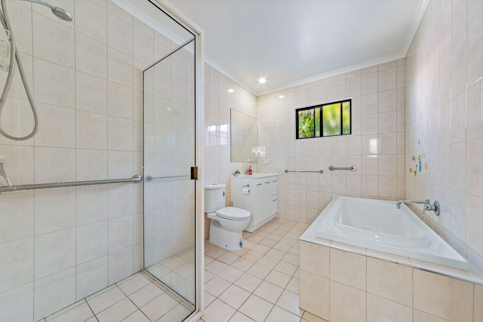 5 Cascara Street PROSERPINE 12