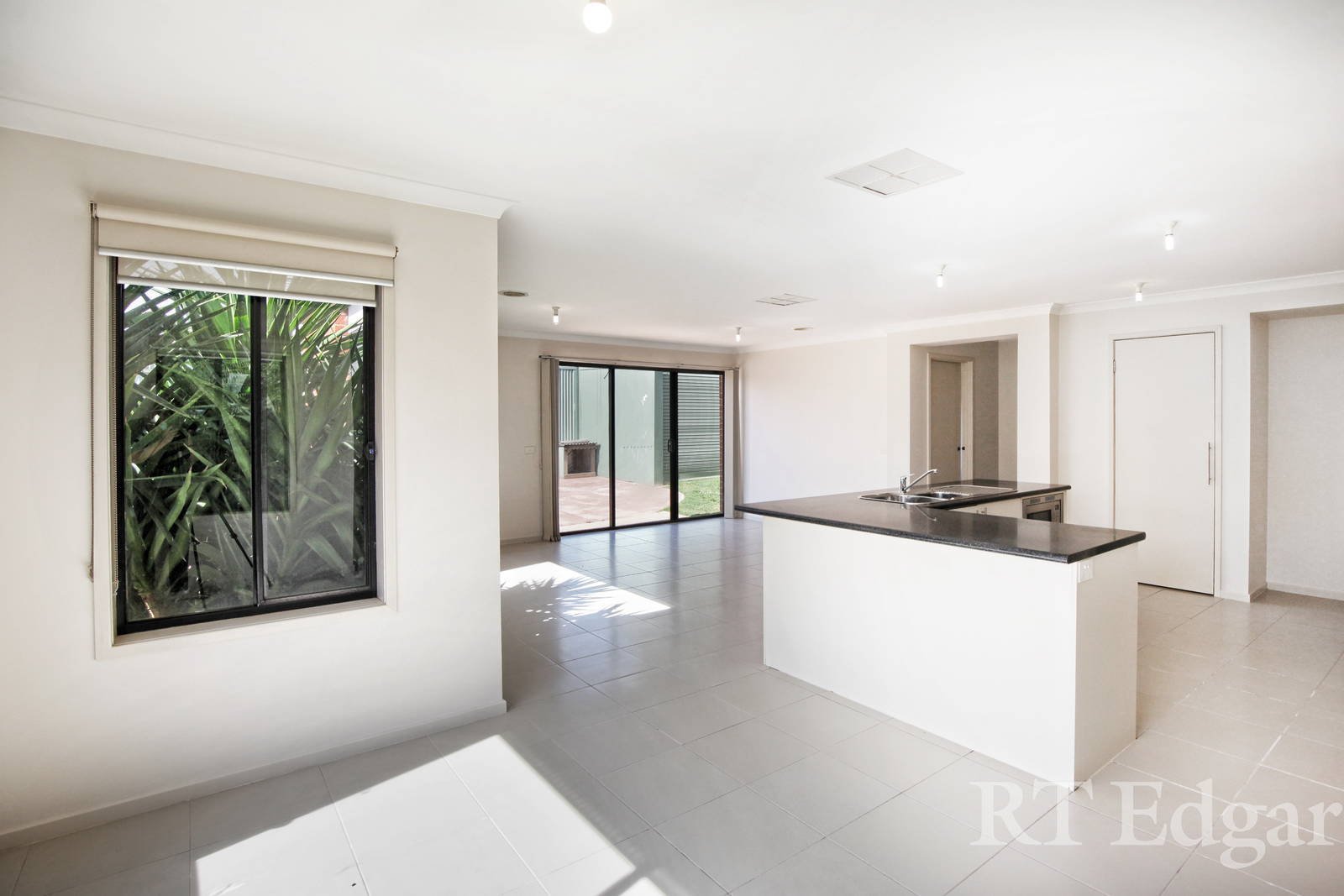 Real Estate and Property in 5 Castles Crescent, Kyneton, VIC