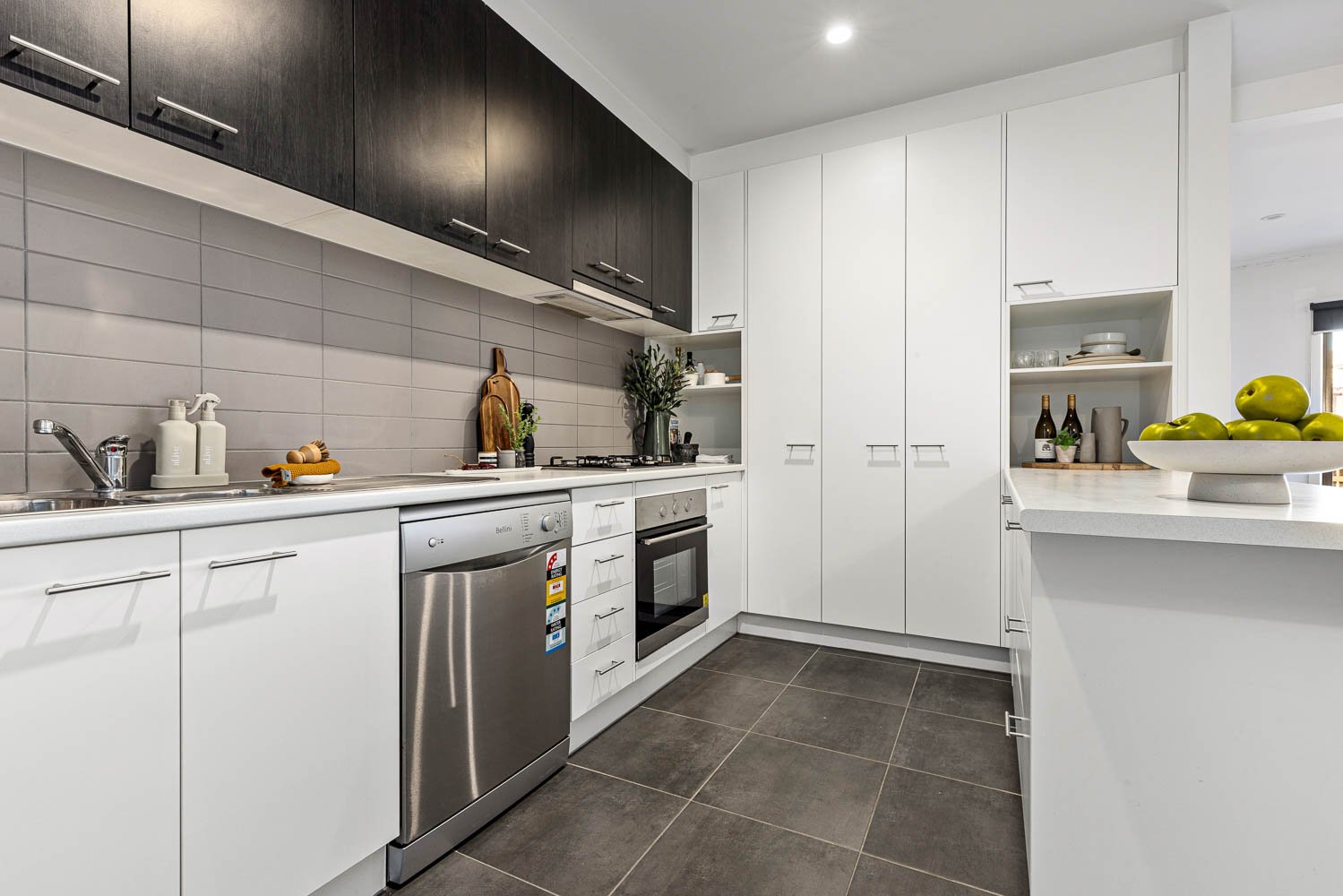 Gallery: 5 Catalina Court