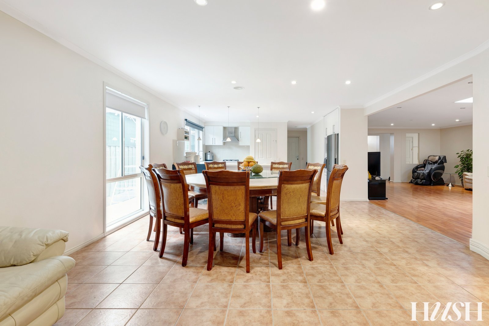 Gallery: 5 Caulfield Court
