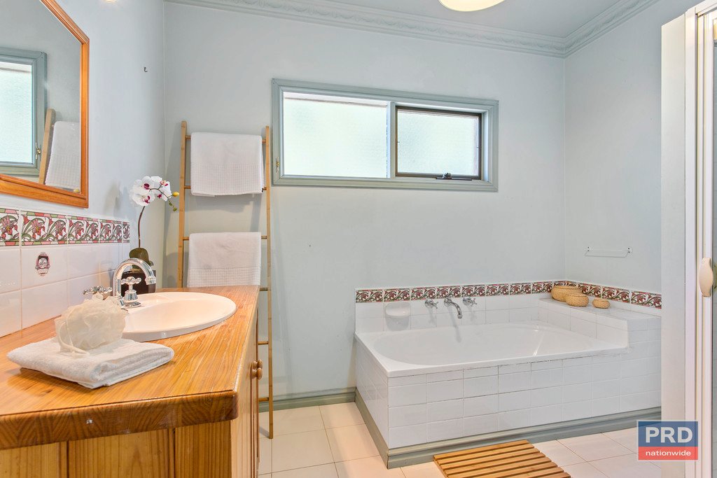 5 Centaur Close STRATHFIELDSAYE 9