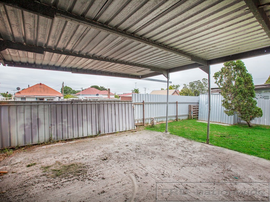 5 Cessnock Road WESTON 19