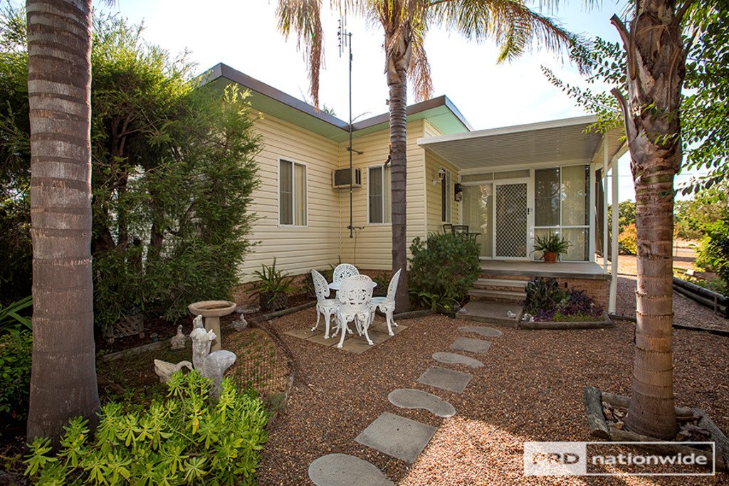 5 Chaffey Street KOOTINGAL 1