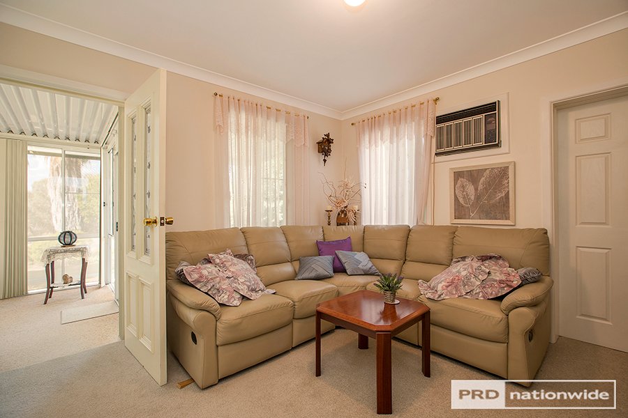 5 Chaffey Street KOOTINGAL 3