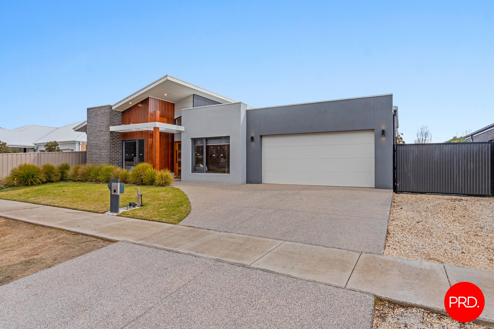 5 Charolais Court ASCOT 2