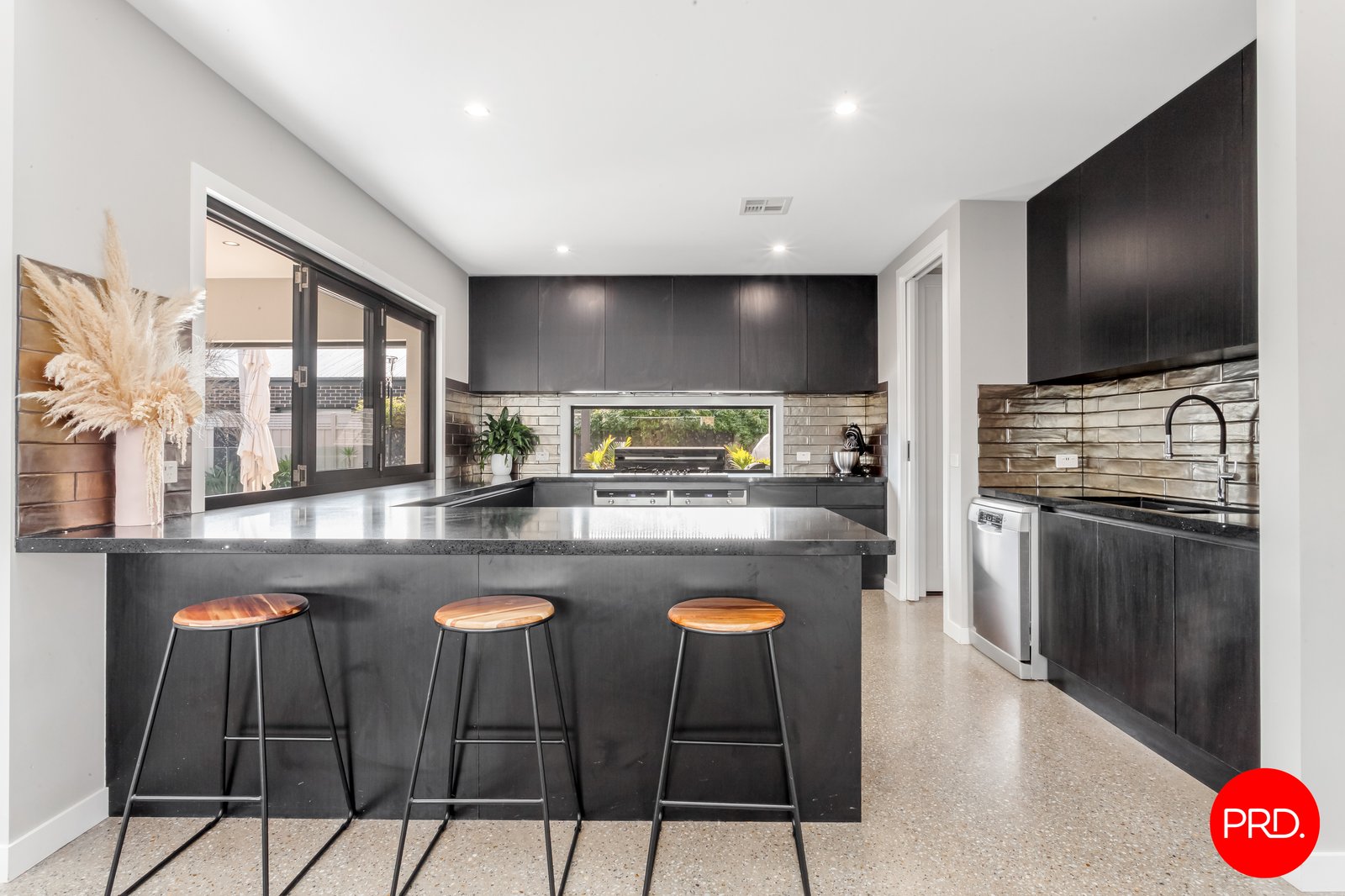 5 Charolais Court ASCOT 7