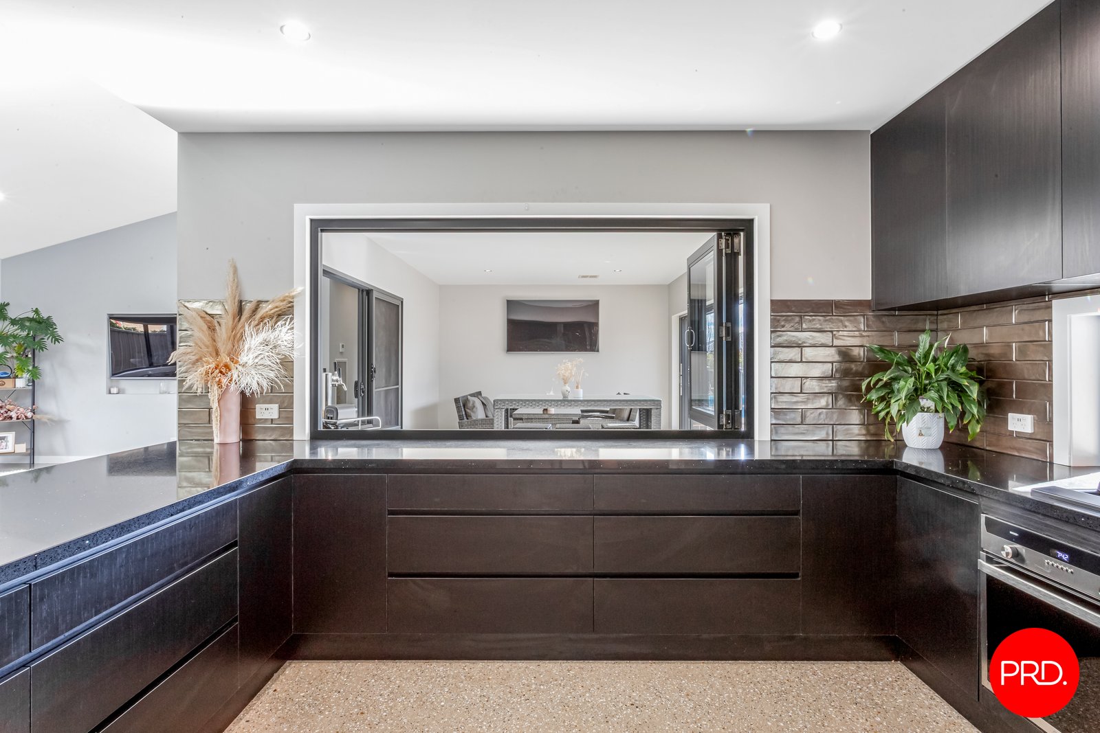 5 Charolais Court ASCOT 8