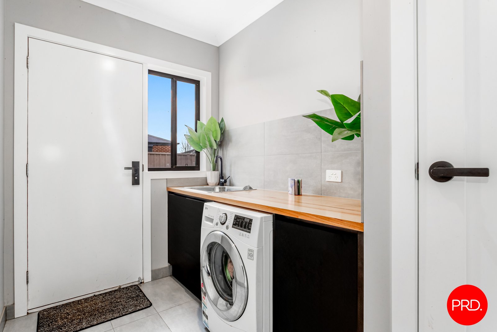 5 Charolais Court ASCOT 19