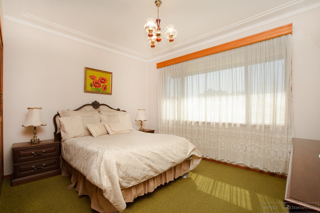 5 Chelmsford Drive METFORD 9