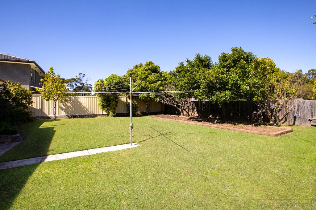 5 Chelmsford Drive METFORD 14
