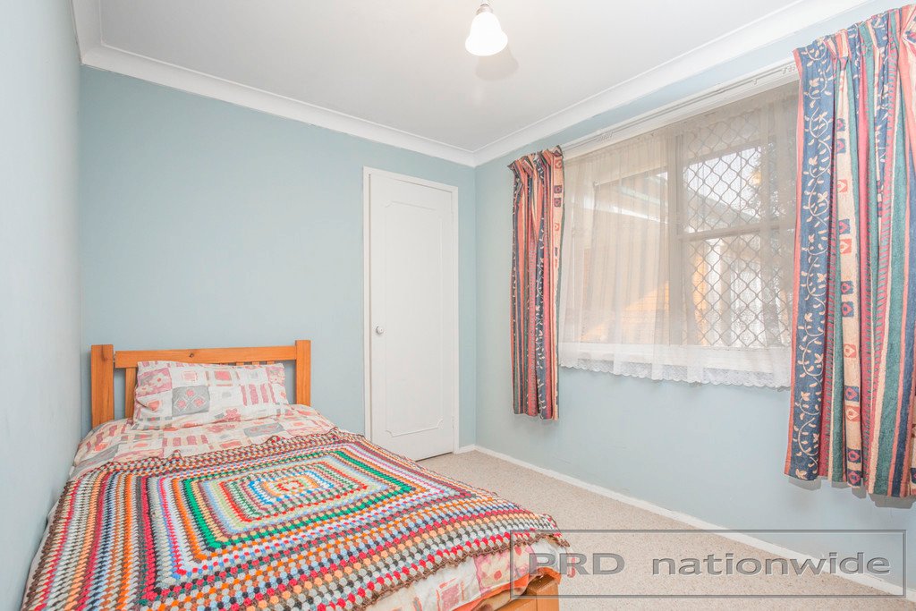 5 Chidley Cres  METFORD 12