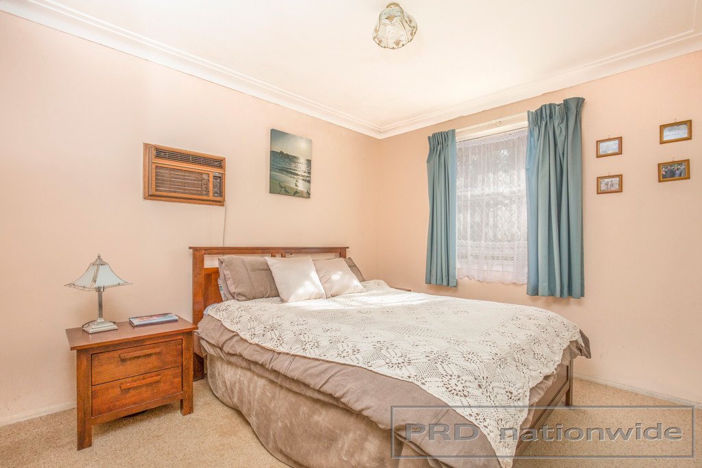 5 Chidley Cres  METFORD 13