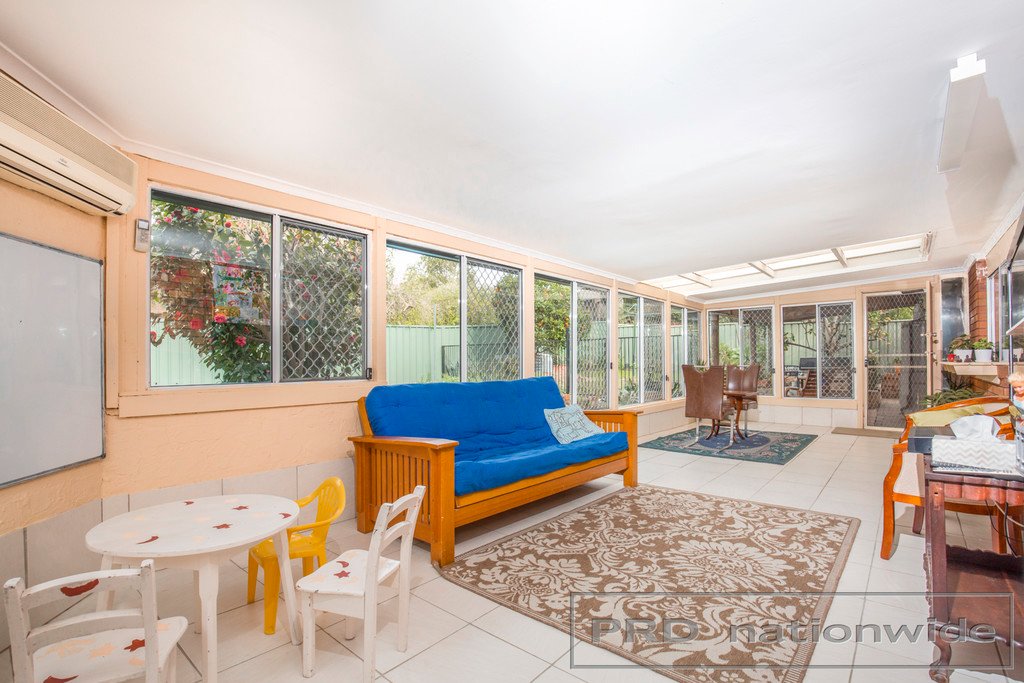 5 Chidley Cres  METFORD 17