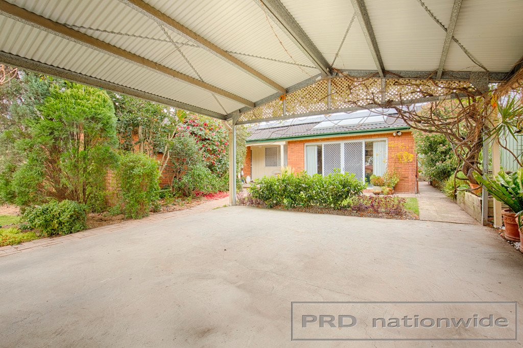 5 Chidley Cres  METFORD 18