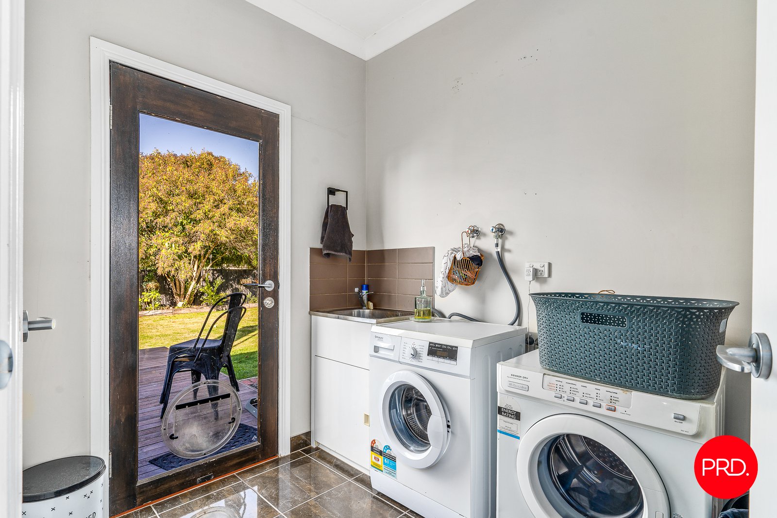 5 Chifley Avenue KANGAROO FLAT 12