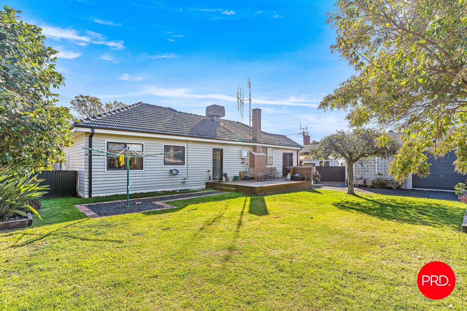 5 Chifley Avenue KANGAROO FLAT 15