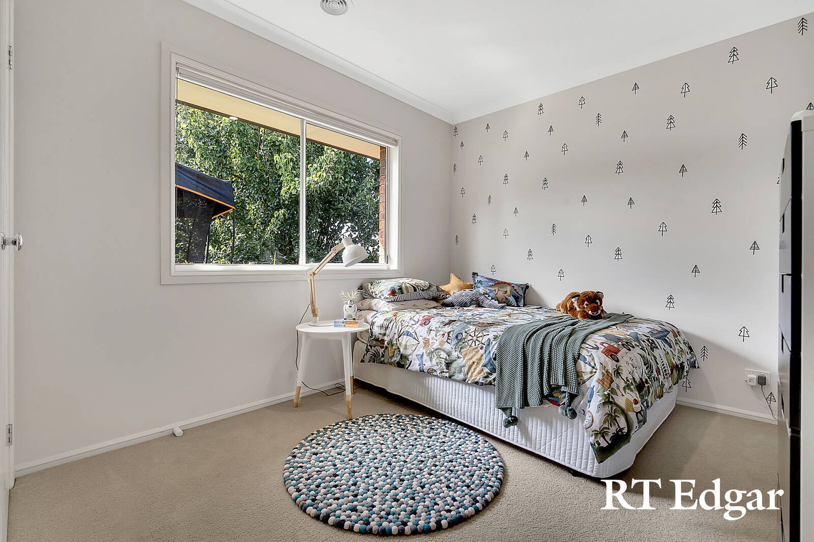 Real Estate and Property in 5 Childe Harold Road, Gisborne, VIC