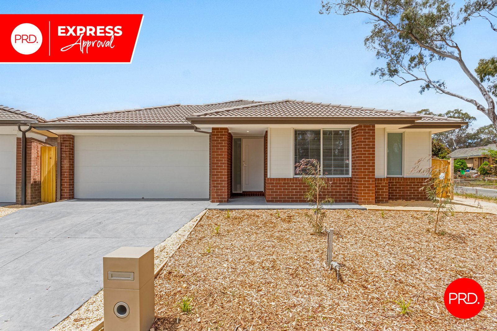 5 Clarcoll Cres  KANGAROO FLAT 1