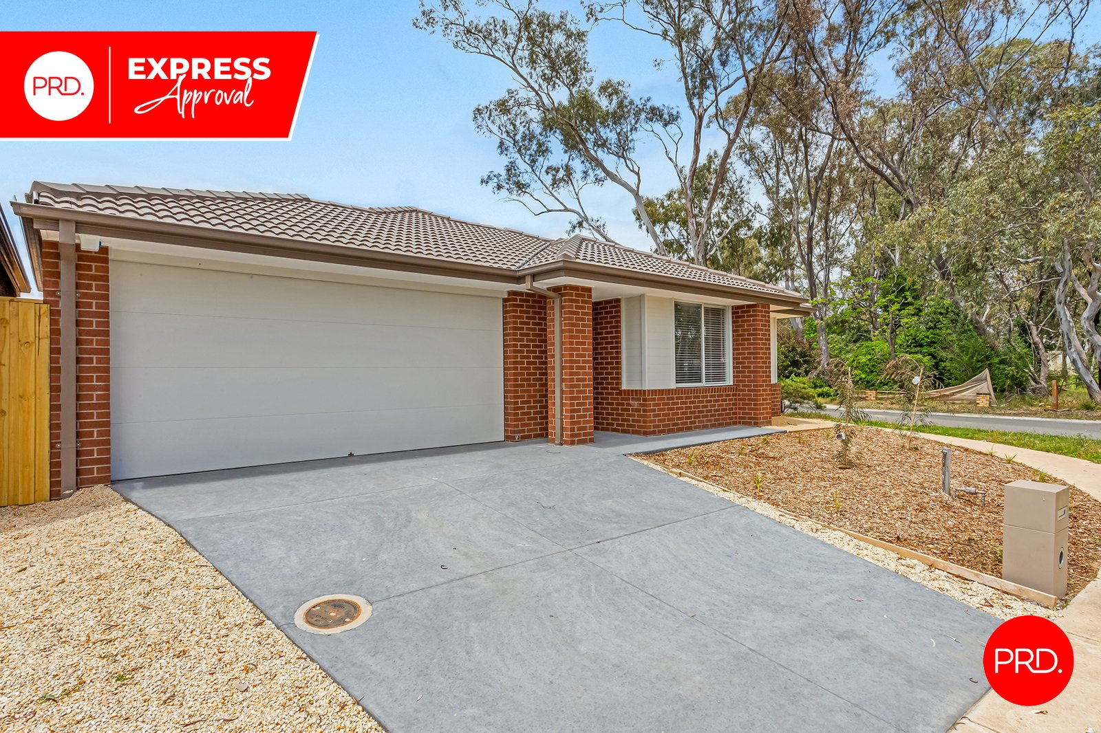 5 Clarcoll Cres  KANGAROO FLAT 2