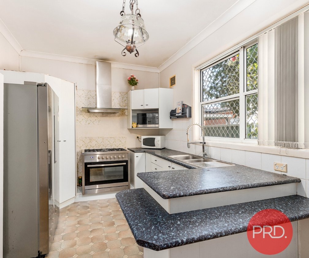 5 Clifford Street PANANIA 3