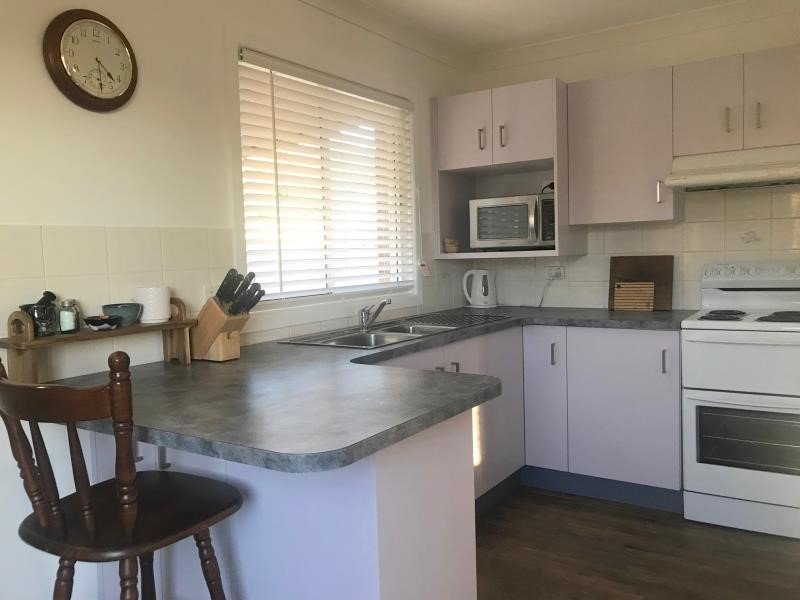 5 Cohen Street TAMWORTH 5
